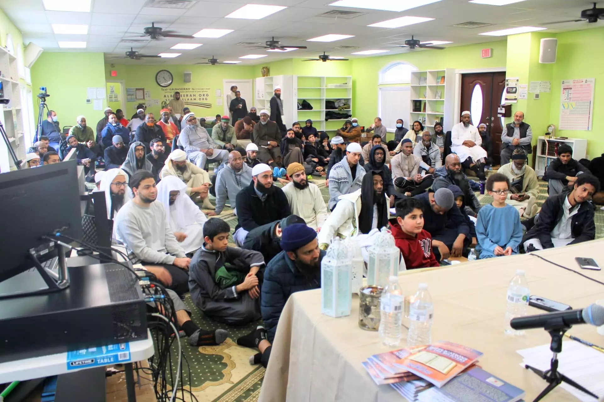 Albaseerah International Institute - Hosting Scholars for 30 Years